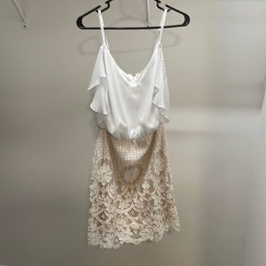 Like New Francesca’s White Lace Dress